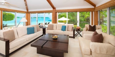 Luxury Villa Photo #12