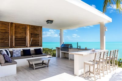 Luxury Villa Photo #15