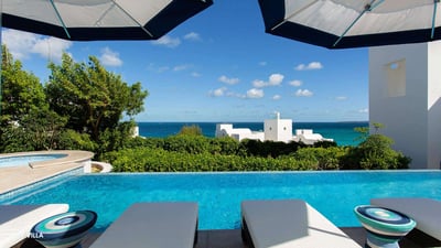 Luxury Villa Photo #6