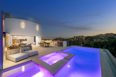 Luxury Villa Photo #2