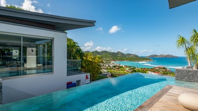 Luxury Villa Photo #14