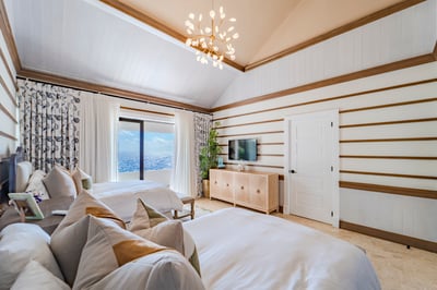 Luxury Villa Photo #33