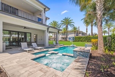 Luxury Villa Photo #3