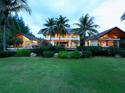 Luxury Villa Photo #13