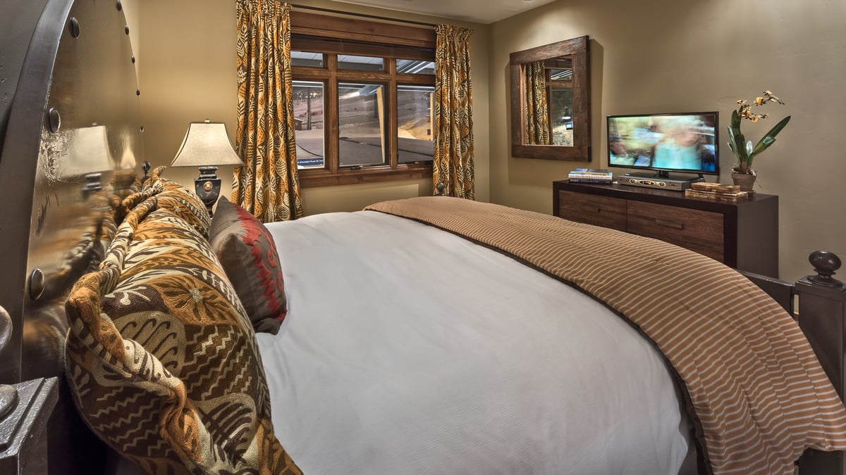 Deer Mountain Residence