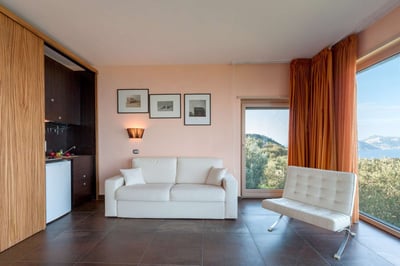 Luxury Villa Photo #17