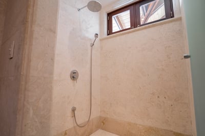 Luxury Villa Photo #49