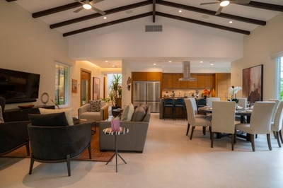 Luxury Villa Photo #15