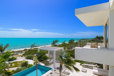Luxury Villa Photo #16