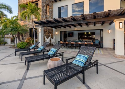 Luxury Villa Photo #7