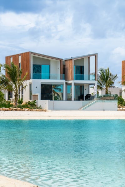 Luxury Villa Photo #2