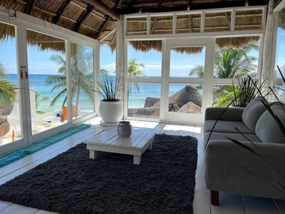 Luxury Villa Photo #39