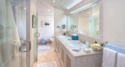 Luxury Villa Photo #16
