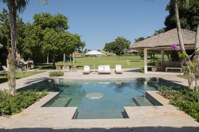 Luxury Villa Photo #3