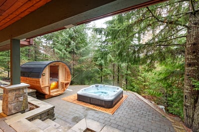 Luxury Villa Photo #3