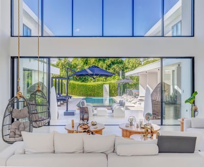 Luxury Villa Photo #20