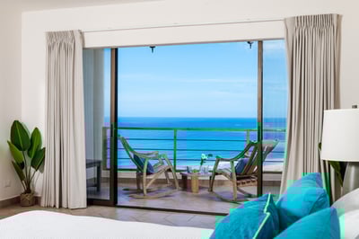 Luxury Villa Photo #22