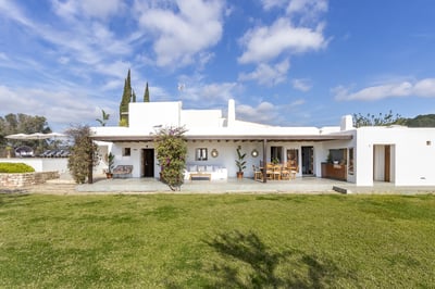 Luxury Villa Photo #20