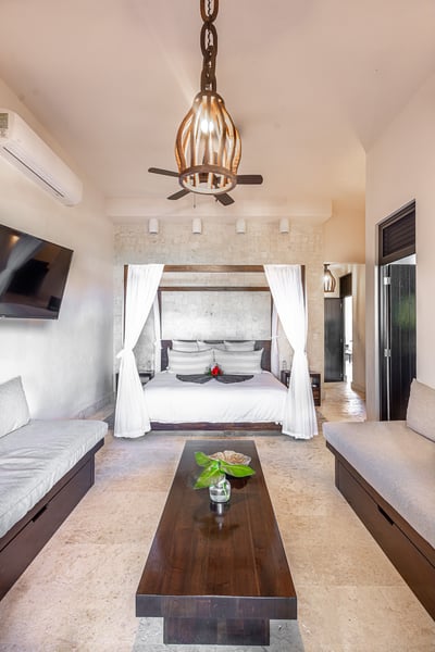 Luxury Villa Photo #71
