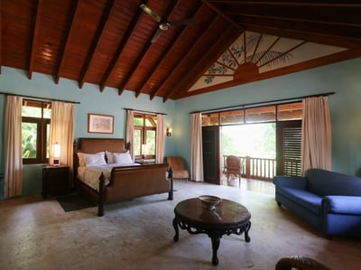 Luxury Villa Photo #24