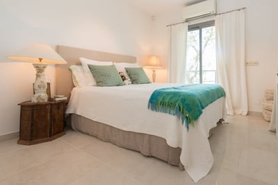 Luxury Villa Photo #19
