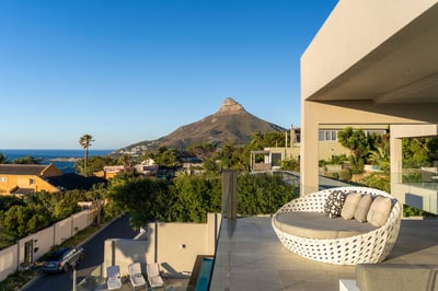 Luxury Villa Photo #13