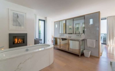 Luxury Villa Photo #20