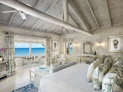 Luxury Villa Photo #19
