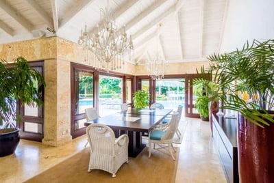 Luxury Villa Photo #10