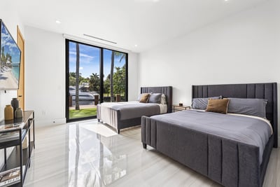 Luxury Villa Photo #40