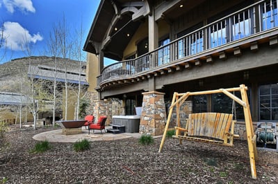 Luxury Villa Photo #3