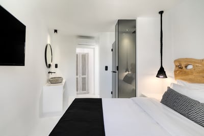 Luxury Villa Photo #25