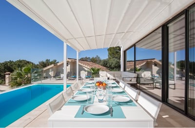 Luxury Villa Photo #4