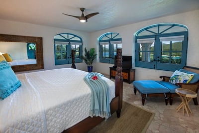 Luxury Villa Photo #36