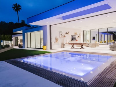 Luxury Villa Photo #5