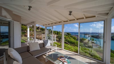 Outdoor Lounge
