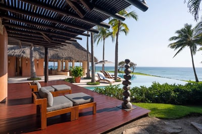 Luxury Villa Photo #18
