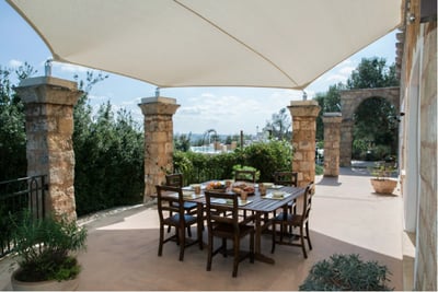 Luxury Villa Photo #11