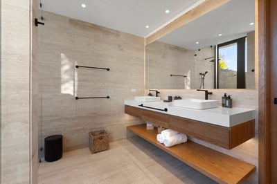 Luxury Villa Photo #52
