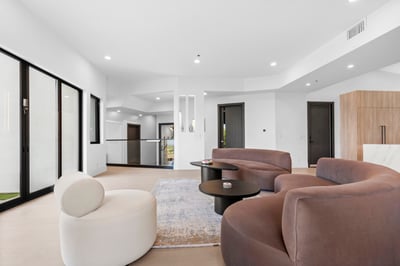 Luxury Villa Photo #34