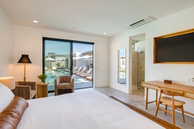 Luxury Villa Photo #43