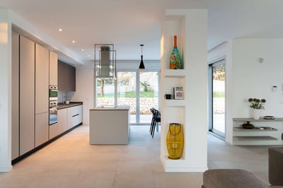 Luxury Villa Photo #15