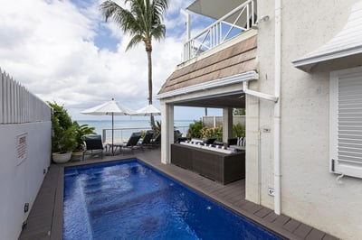 Luxury Villa Photo #4