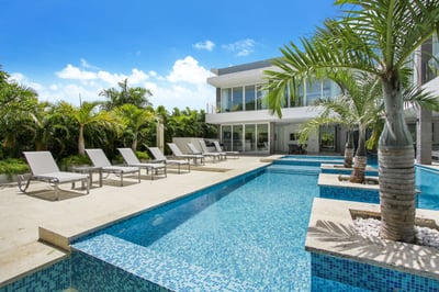 Luxury Villa Photo #19