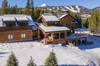 Luxury Villa Photo #3