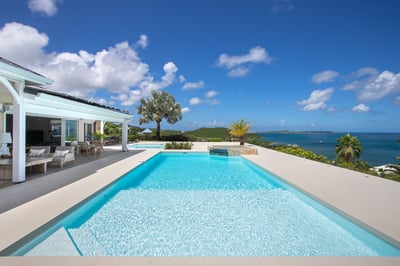 Luxury Villa Photo #9