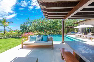 Luxury Villa Photo #14