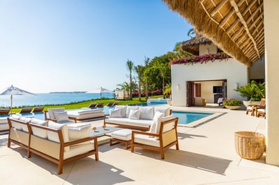 Luxury Villa Photo #5
