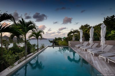 Luxury Villa Photo #3