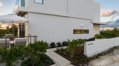 Luxury Villa Photo #57